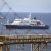 Intensifican la búsqueda de pasajeros que dejaron el crucero antes de confirmarse el brote de hantavirus
