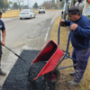 Santa Rosa: avanzan las obras de pavimentación de Varela y continúan los trabajos de bacheo y mantenimiento