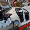 La producción automotriz cayó 17,5% en abril por recambio de modelos y menor actividad
