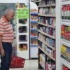 Fuerte caída del consumo masivo en marzo: supermercados, mayoristas y shoppings siguen en baja