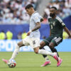 Uruguay rescató un empate ante Arabia Saudita en su debut