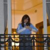 Cristina saludó desde el balcón a la militancia tras el banderazo en Parque Lezama