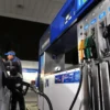 Aumentan los combustibles: el Gobierno aplicó una suba parcial de los impuestos
