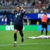 Argentina lo hizo otra vez: remontó a Inglaterra y jugará otra final del mundo