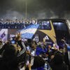 La Selección volvió al país y recibió el cariño de una multitud en Ezeiza