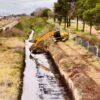 El municipio avanza con el mantenimiento de canales pluviales para prevenir anegamientos