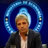 Caputo anunciará nuevas medidas económicas en medio de la tensión por el dólar y la morosidad