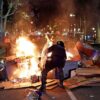 Barcelona: una protesta convocada por TikTok terminó con 128 detenidos y graves disturbios.