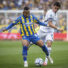 Rosario Central aplastó a Independiente Rivadavia y es líder del Clausura