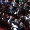 La fuga de Flávio Bolsonaro llegó al Senado: la oposición exige explicaciones al Gobierno de Milei