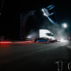 Tesla presentó un Roadster capaz de volar y hacer piruetas en el aire